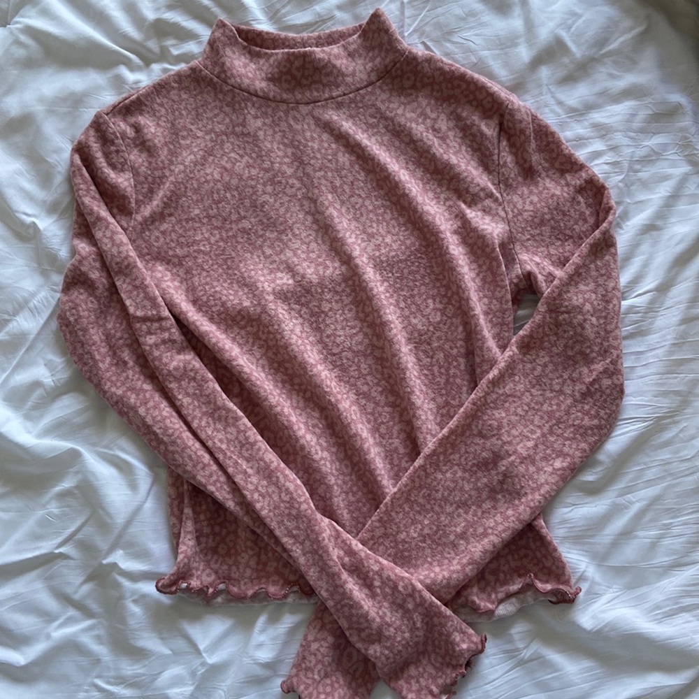 Size small Candies pink cheetah top!